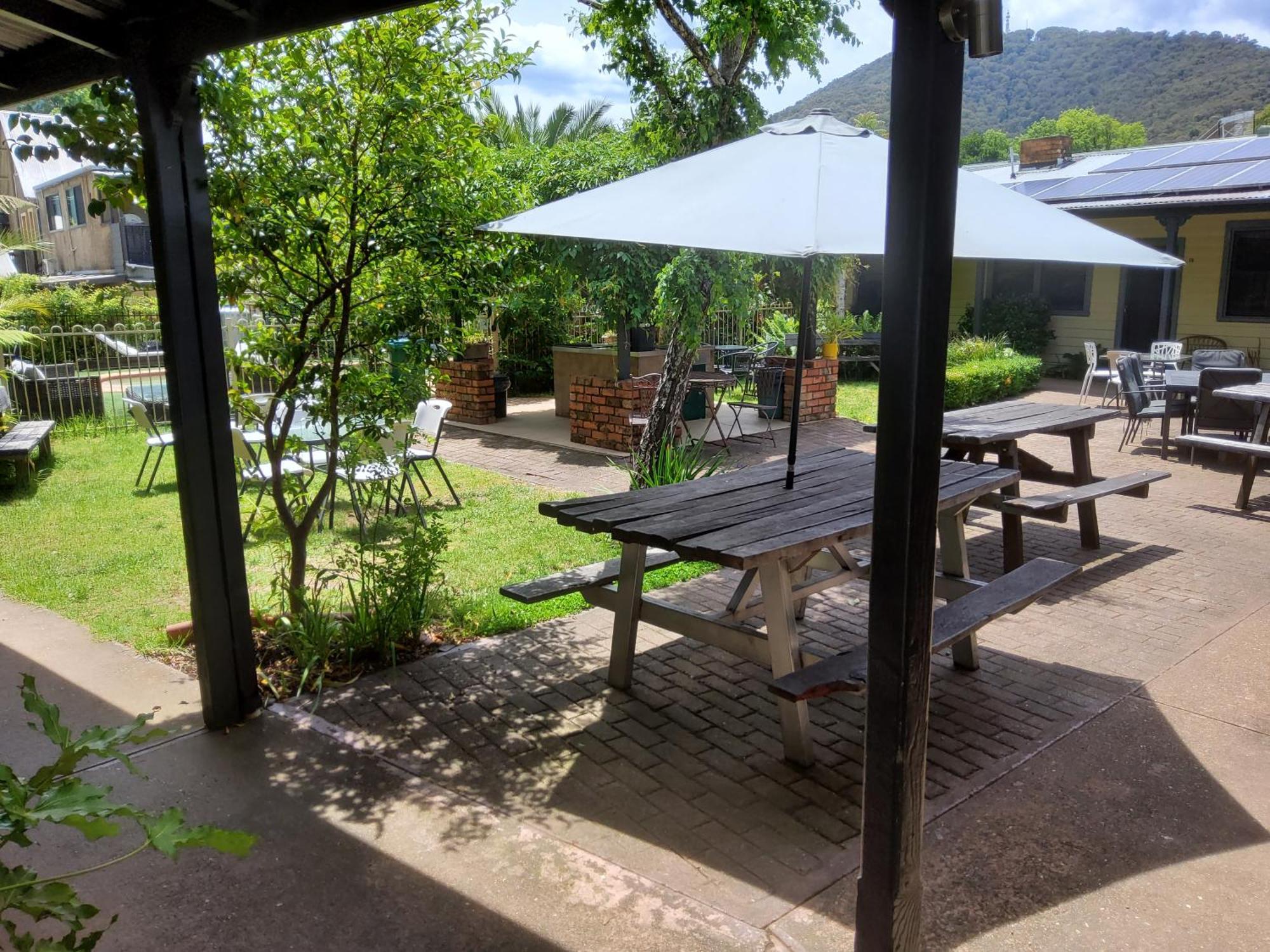 Coach House Inn 브라이트 외부 사진